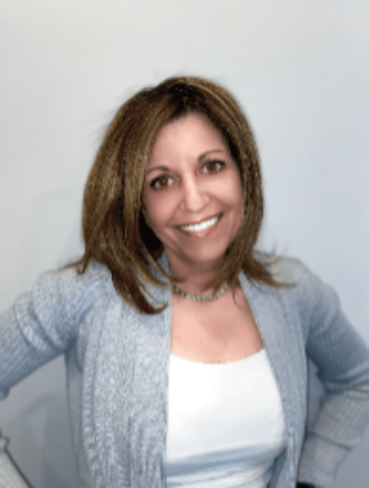 agent-Bessie Petrou